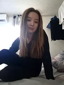 SherrylShaw online show from December 15, 2025, 9:48 am