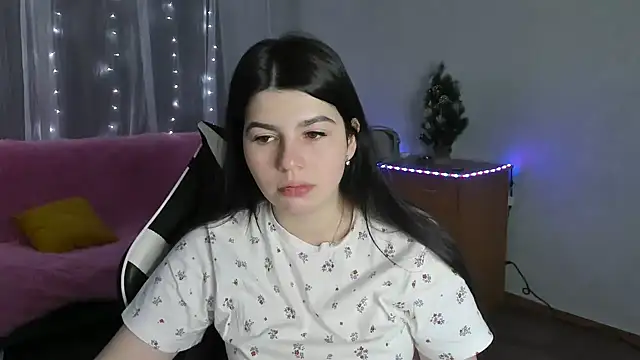 KisaModel online show from January 10, 2026, 1:12 am