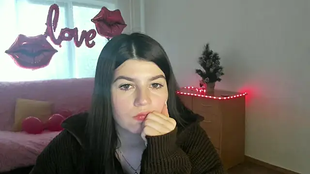 Snapshot of KisaModel chatting on March 1, 2026, 8:03 am KisaModel online show from March 1, 2026, 8:03 am