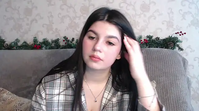 Snapshot of KisaModel chatting on February 9, 2026, 8:01 am KisaModel online show from February 9, 2026, 8:01 am