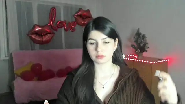 Snapshot of KisaModel chatting on February 28, 2026, 5:01 pm KisaModel online show from February 28, 2026, 5:01 pm