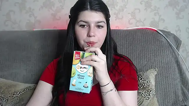 KisaModel online show from May 31, 2026, 1:44 am