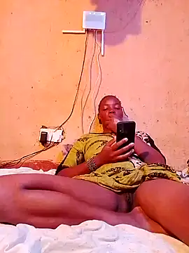 SEXY-NAIMA online show from December 18, 2025, 11:36 am