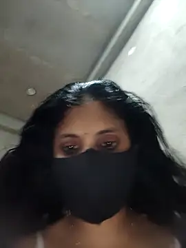 kanika05 online show from March 18, 2026, 9:01 am