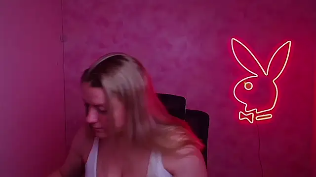 Samantha Gloww online show from December 22, 2025, 12:38 pm