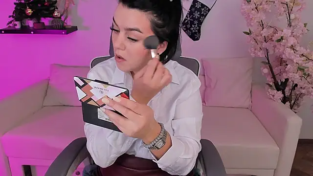 Sofia Fisher online show from January 12, 2026, 6:53 am