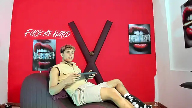 YOUNG GUYS1 online show from February 27, 2026, 1:17 am