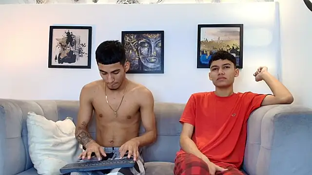 HORNY PRETTY online show from April 15, 2026, 7:18 pm