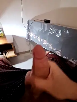 Snapshot of Berk_3113 chatting on February 20, 2026, 11:50 pm Berk 3113 online show from February 20, 2026, 11:50 pm