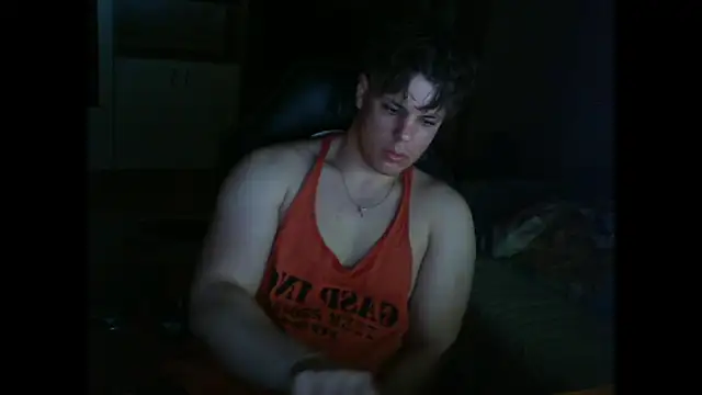 GymGuy0505 online show from February 20, 2026, 11:39 pm