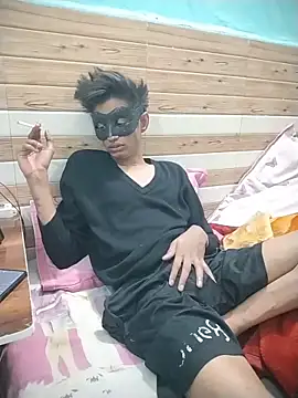 Snapshot of xoupleaura chatting on February 7, 2026, 5:10 pm xoupleaura online show from February 7, 2026, 5:10 pm