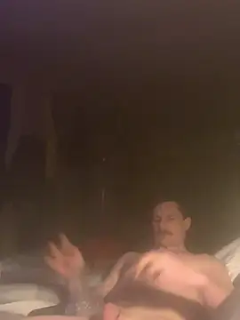 Snapshot of Mansword1 chatting on February 28, 2026, 2:33 am Mansword1 online show from February 28, 2026, 2:33 am