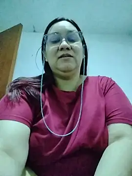 Snapshot of sharon_G chatting on July 25, 2026, 6:03 pm sharon G online show from July 25, 2026, 6:03 pm