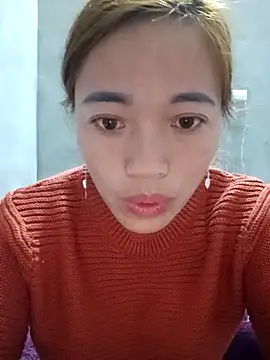 Snapshot of little-effy chatting on December 16, 2025, 11:42 pm little-effy online show from December 16, 2025, 11:42 pm