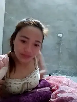 Snapshot of little-effy chatting on January 8, 2026, 10:38 pm little-effy online show from January 8, 2026, 10:38 pm