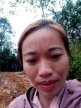 Snapshot of little-effy chatting on January 10, 2026, 12:06 am little-effy online show from January 10, 2026, 12:06 am