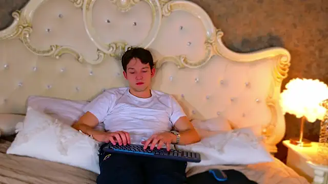 JamesRaww online show from January 13, 2026, 3:38 pm