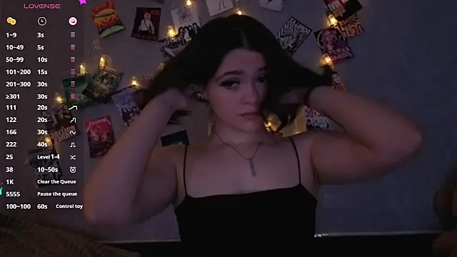 YummyTira online show from February 15, 2026, 1:06 am