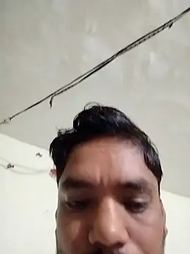 Snapshot of monsterki chatting on December 20, 2025, 9:12 am monsterki online show from December 20, 2025, 9:12 am