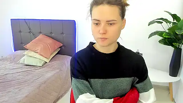 Snapshot of Jessy_lil chatting on February 7, 2026, 11:29 am Jessy lil online show from February 7, 2026, 11:29 am