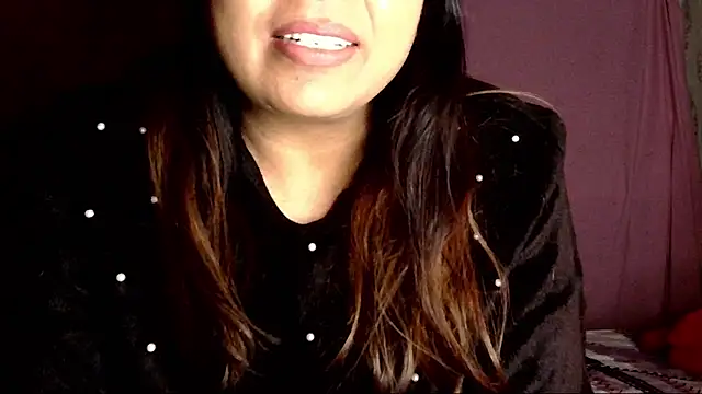 butterflyslay online show from December 22, 2025, 5:02 pm