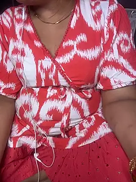 Snapshot of butterflyslay chatting on February 17, 2026, 4:59 pm butterflyslay online show from February 17, 2026, 4:59 pm