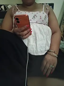 butterflyslay online show from June 1, 2026, 12:27 pm