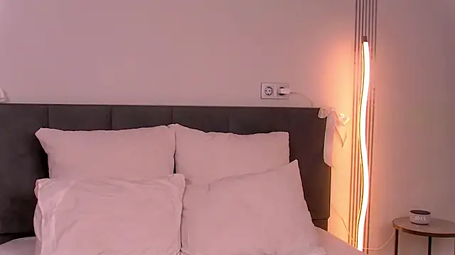 LexiMoss online show from March 14, 2026, 7:09 pm