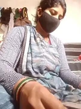 Aaisha 01 online show from February 26, 2026, 4:45 am