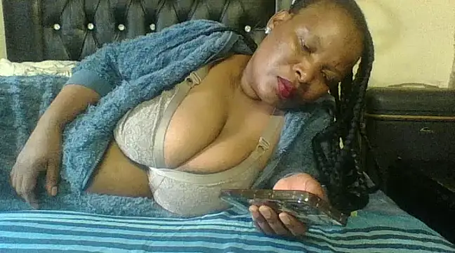 Snapshot of BustyBabyJ chatting on December 22, 2024, 1:55 pm BustyBabyJ online show from December 22, 2024, 1:55 pm