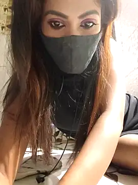 STICKY GIRL online show from March 23, 2026, 5:24 pm