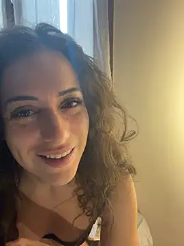 Snapshot of CoquineCharmeuse chatting on March 22, 2026, 1:01 pm CoquineCharmeuse online show from March 22, 2026, 1:01 pm