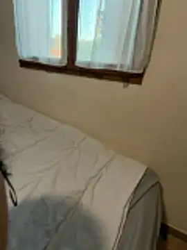 Snapshot of CoquineCharmeuse chatting on April 3, 2026, 5:52 pm CoquineCharmeuse online show from April 3, 2026, 5:52 pm