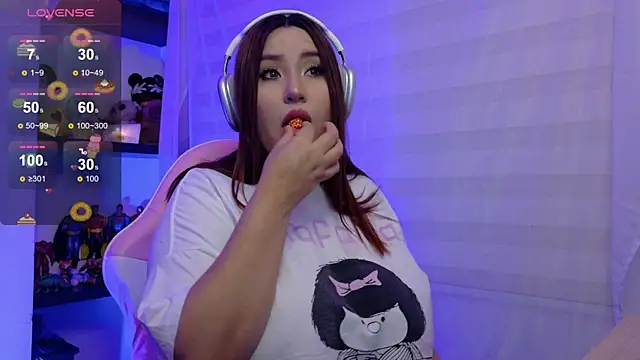 DALIISS  online show from May 21, 2026, 11:02 pm