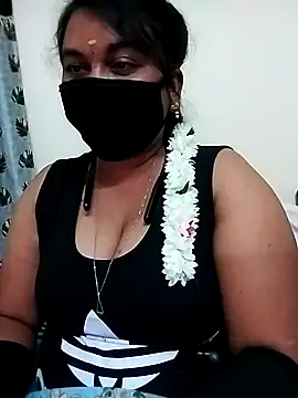 Snapshot of Palkova12 chatting on February 19, 2026, 5:43 pm Palkova12 online show from February 19, 2026, 5:43 pm