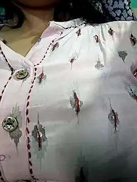 teena-11 online show from August 6, 2026, 2:39 am