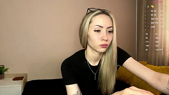 sun under skyy online show from February 7, 2026, 7:38 am