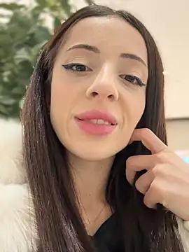 YeaLina online show from January 15, 2026, 11:35 am