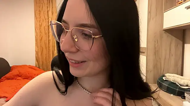 DoraRobertos online show from January 13, 2026, 6:01 pm