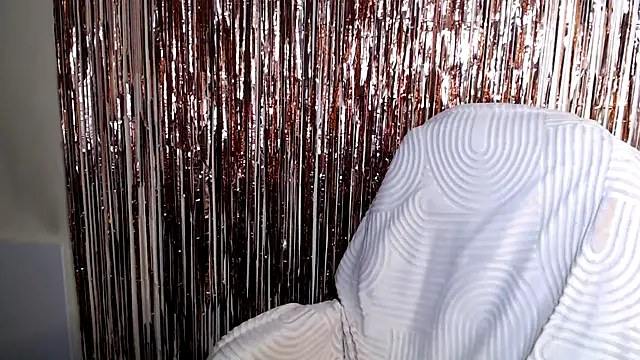 LiaSeass  online show from July 7, 2026, 1:03 pm