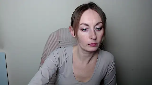 LiaSeass  online show from March 22, 2026, 12:40 pm