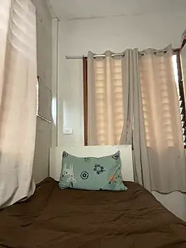 stripyapril online show from January 13, 2026, 6:39 am