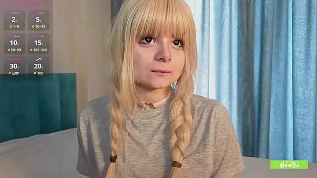 Snapshot of HarleyHeat chatting on December 18, 2025, 8:08 am HarleyHeat online show from December 18, 2025, 8:08 am