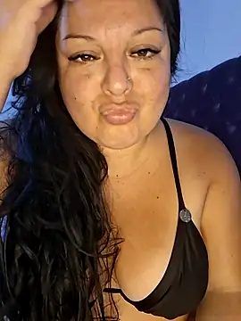 Snapshot of Trinity_033 chatting on February 24, 2026, 4:02 am Trinity 033 online show from February 24, 2026, 4:02 am