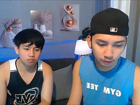 dylan hardfucker online show from March 9, 2026, 3:21 am