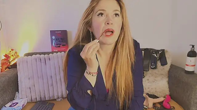 Laura hotmilf online show from April 2, 2026, 1:18 pm