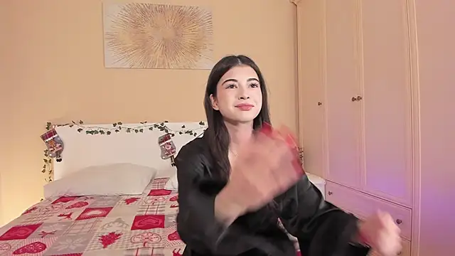 Snapshot of LisaColee chatting on January 9, 2026, 9:33 pm LisaColee online show from January 9, 2026, 9:33 pm