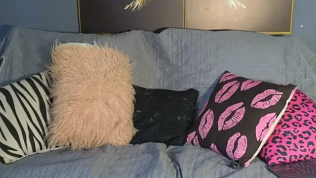 elizabethsecrett online show from January 9, 2026, 6:42 am