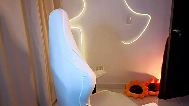 chloebum  online show from January 17, 2026, 11:03 am