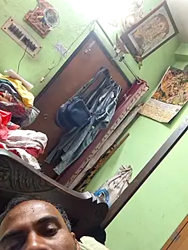 Mr-Mrs-couple online show from February 1, 2026, 7:45 pm